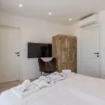 Luxurious In *