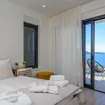 Luxurious In *
