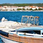 Luxurious In Holiday home *