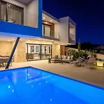 Luxurious Home In Razanj * Ražanj