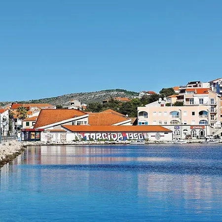Ferienhaus Lovely In Ražanj